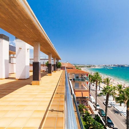 Uhc Las Palmas Apartment Салоу Екстериор снимка