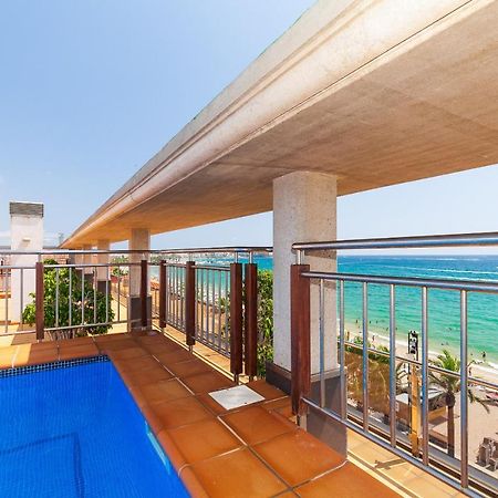 Uhc Las Palmas Apartment Салоу Екстериор снимка