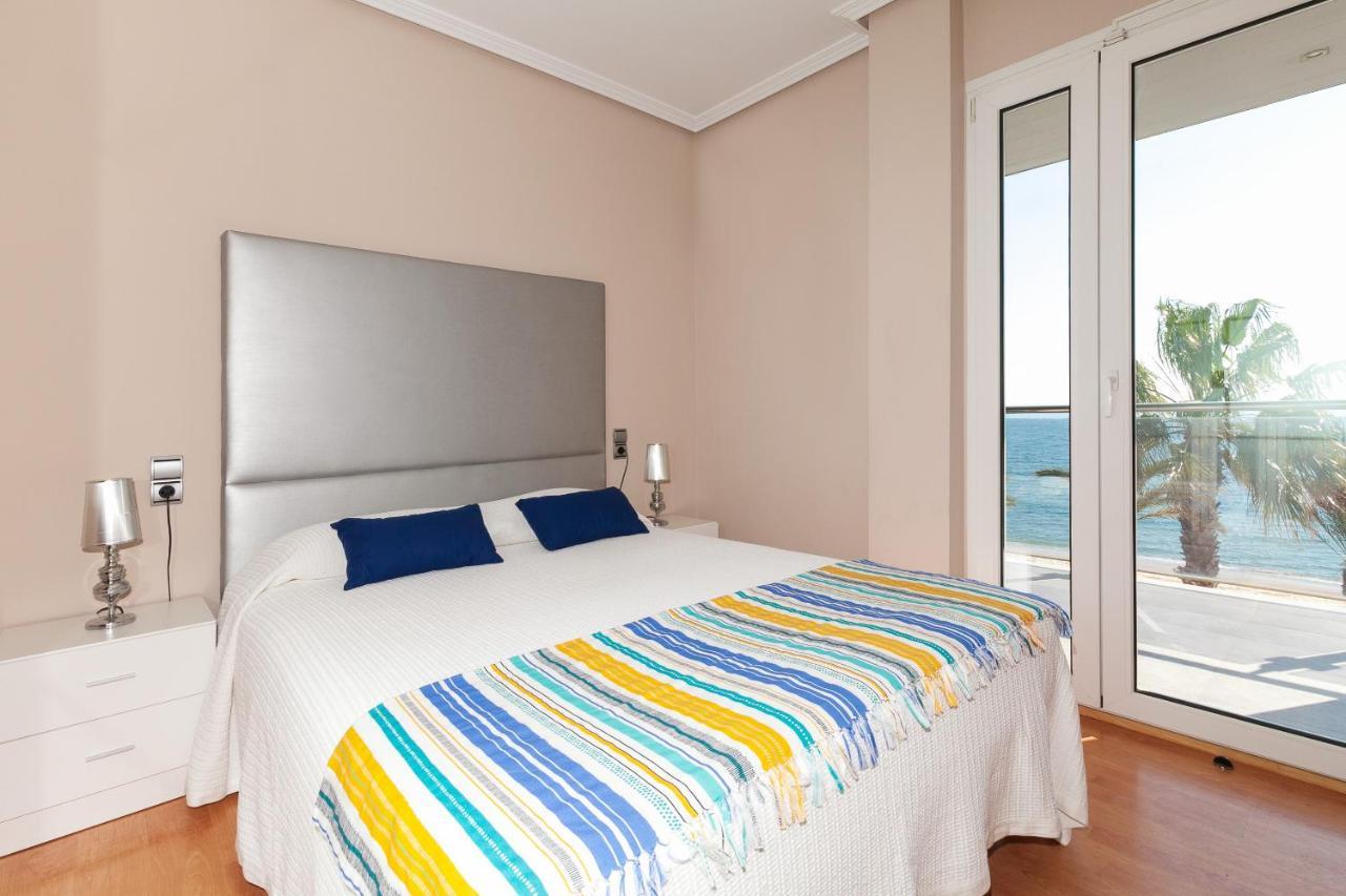 Uhc Las Palmas Apartment Салоу Екстериор снимка