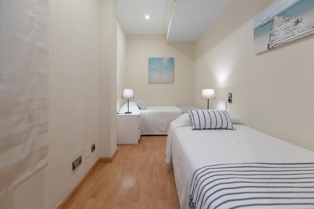 Uhc Las Palmas Apartment Салоу Екстериор снимка
